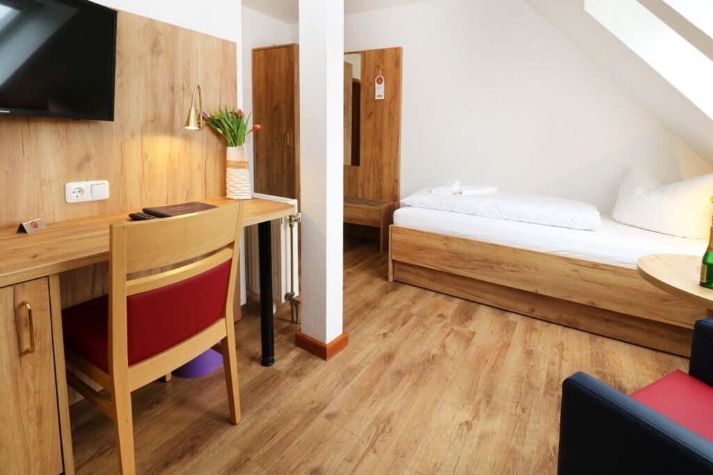 Einzelzimmer im Hotel-Pension Kirschstein in Wolgast auf der Insel Usedom